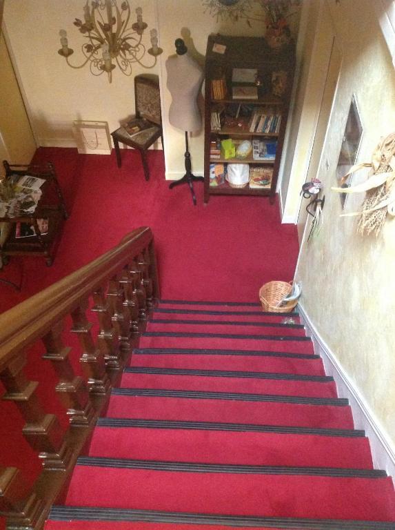 Hotel Le Dauphin Moulins-la-Marche ภายนอก รูปภาพ